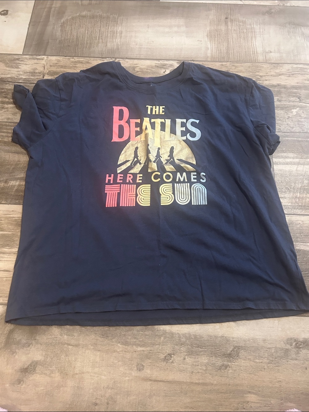 Women’s Time and Tru Navy Beatles 'Here Comes The Sun' Graphic Tee XXXL